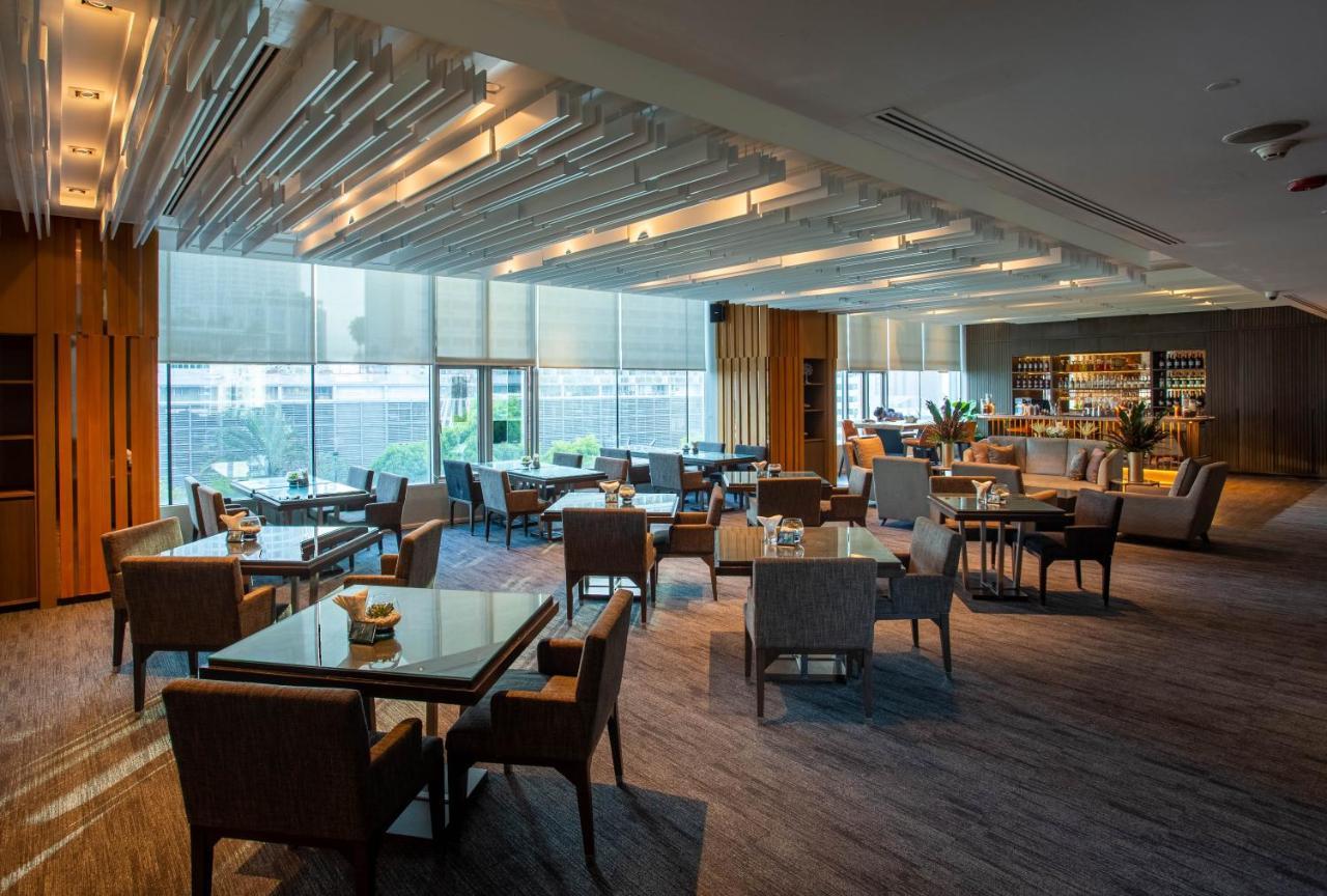 Hotel Amari Bangkok Exterior foto The Wing at Hong Kong International Airport